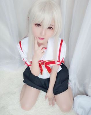 他掀开裙子舌头伸进去动漫软件